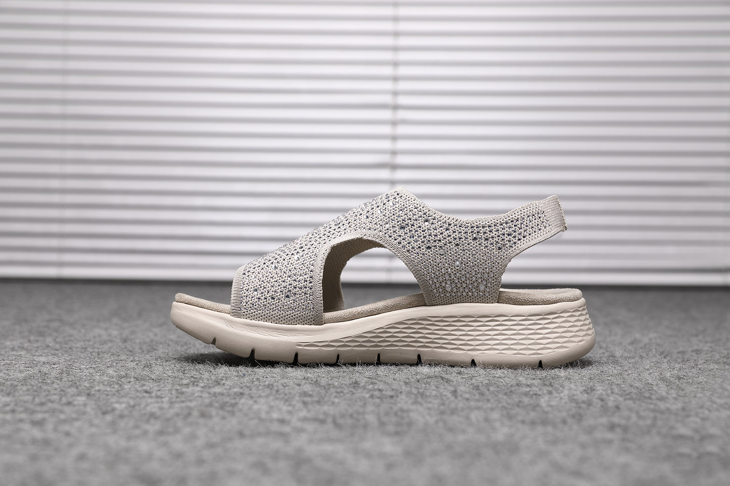 #BEIGE