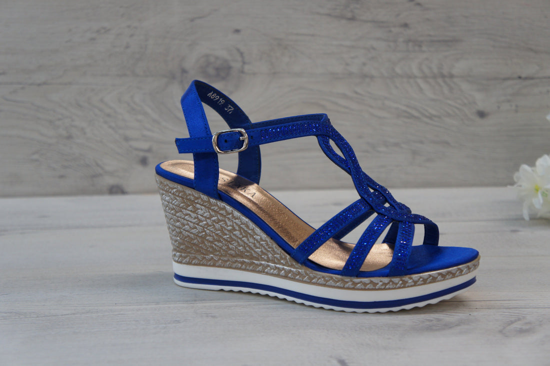 A8919 Sparkling Wedge Sandal: The Perfect Combination of Style and Comfort