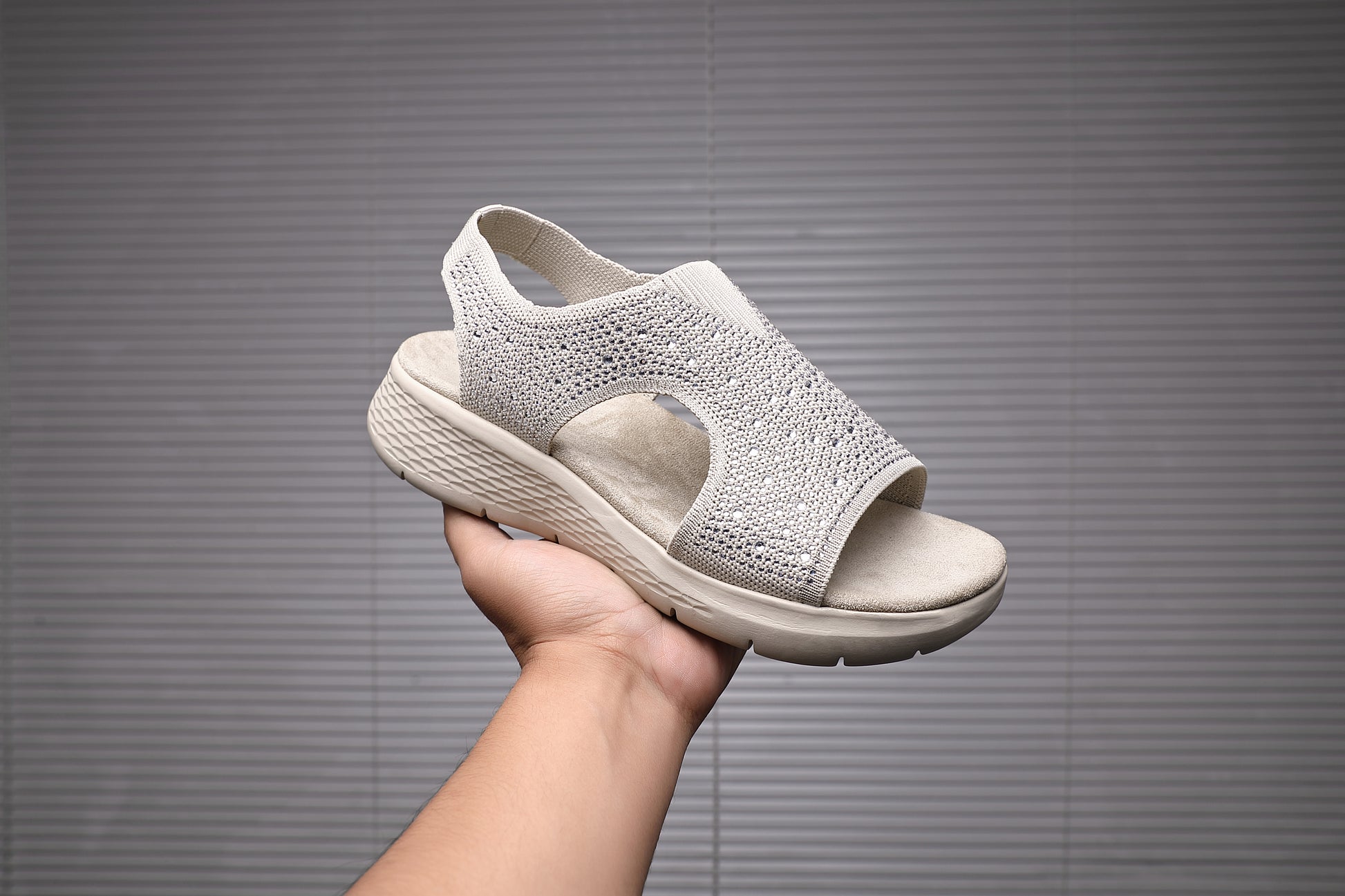 #BEIGE