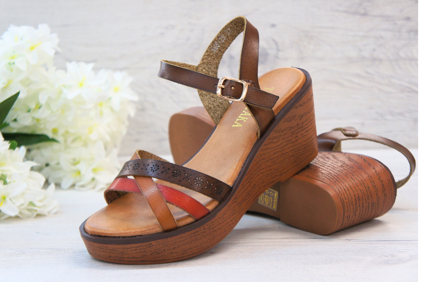 Women Platform Wood Effect Heels Cushioning A68128 COFFEE