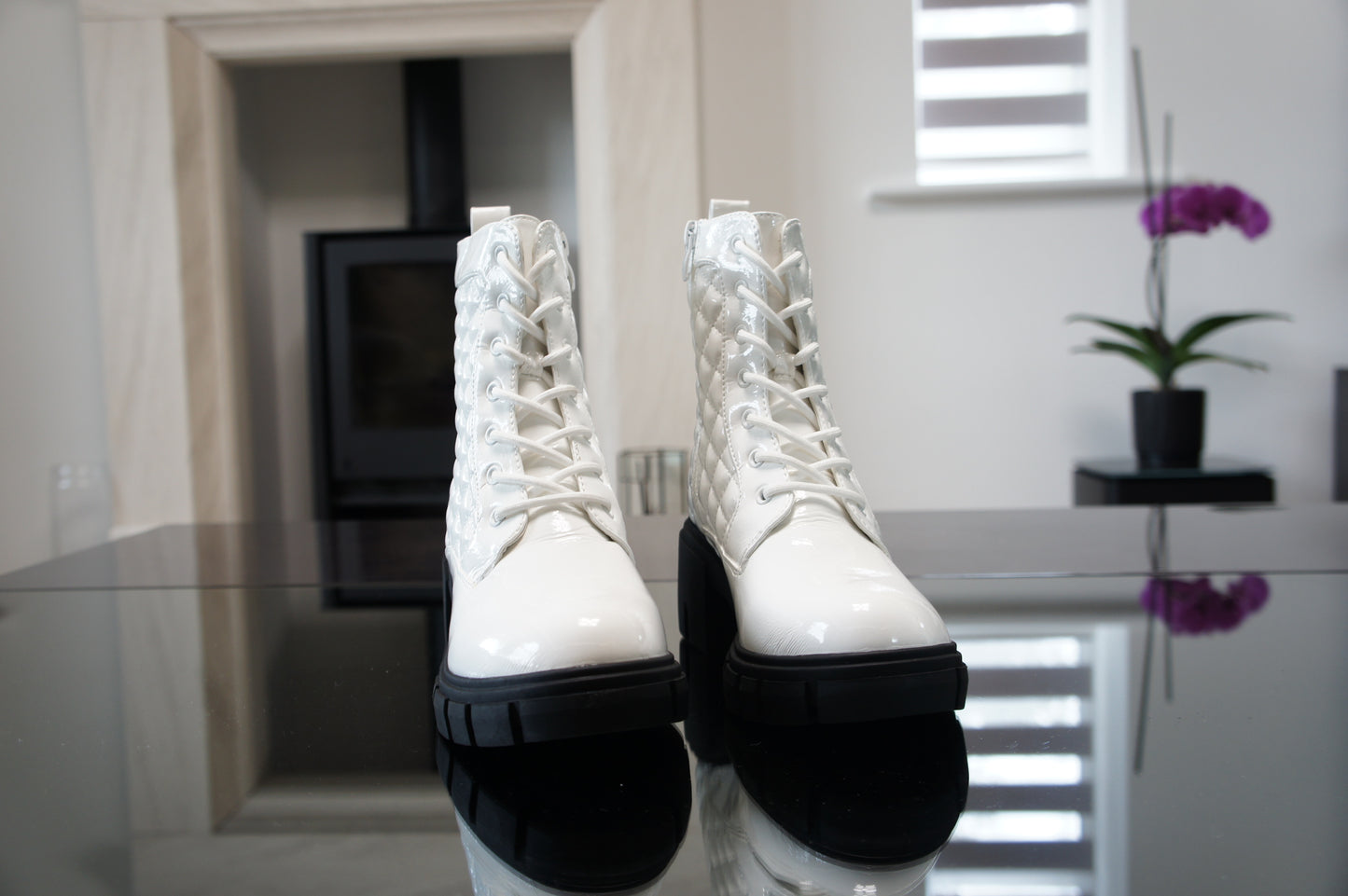 Women Boots Patent Zip Chunky WHITE A9015