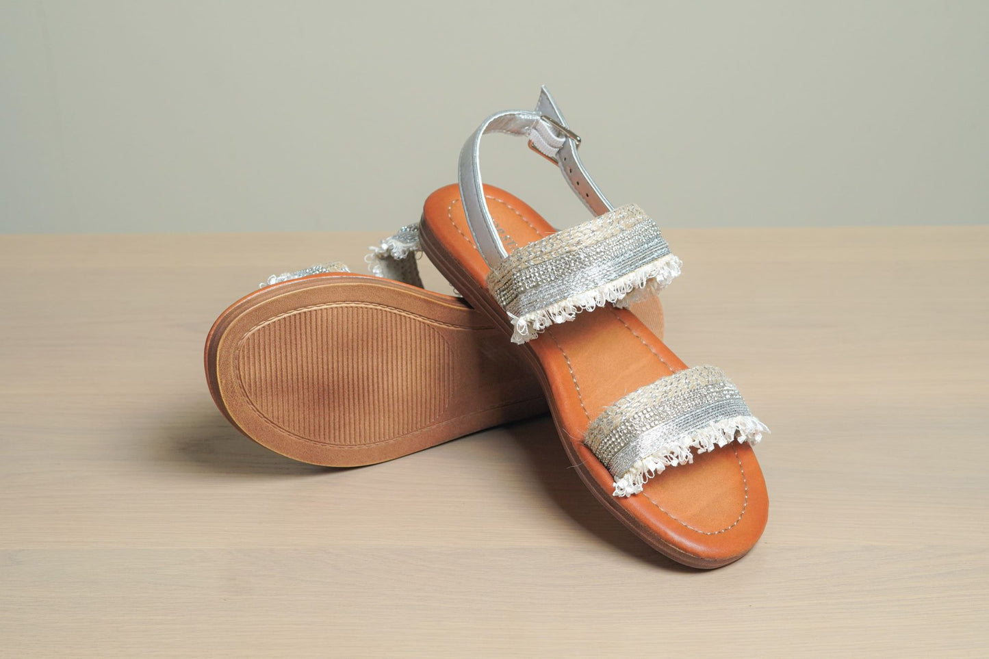 Women Summer Sparkle Sandals with Flat Slingback, Casual Open Toe Rhinestone Embellishments Crystal Shoes A150-25 SILVER