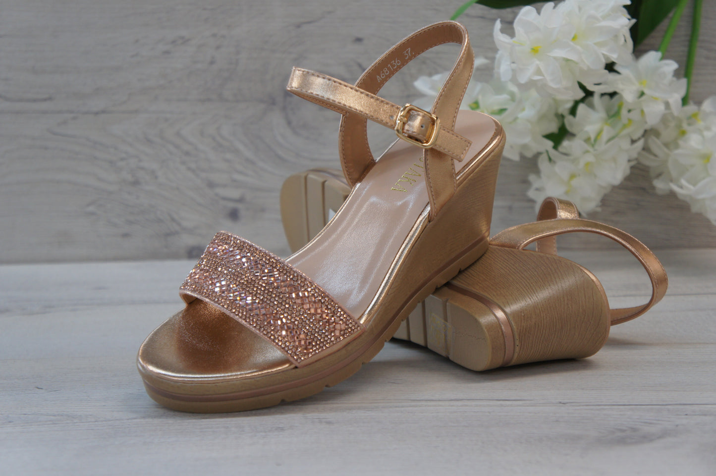 Women Platform Sandals with Sparkling Diamante Champagne A68136