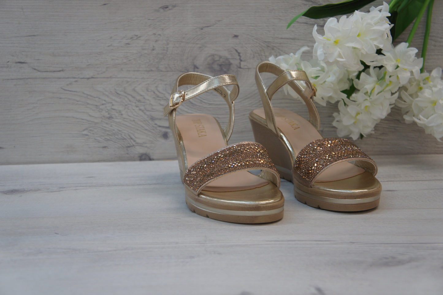 Women Platform Sandals with Sparkling Diamante Gold A68136