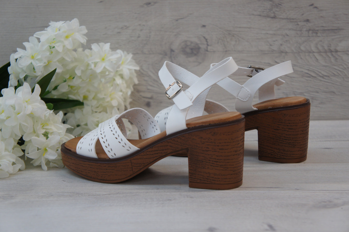 Women Platform Wood Effect Heels Cushioning A68129 White